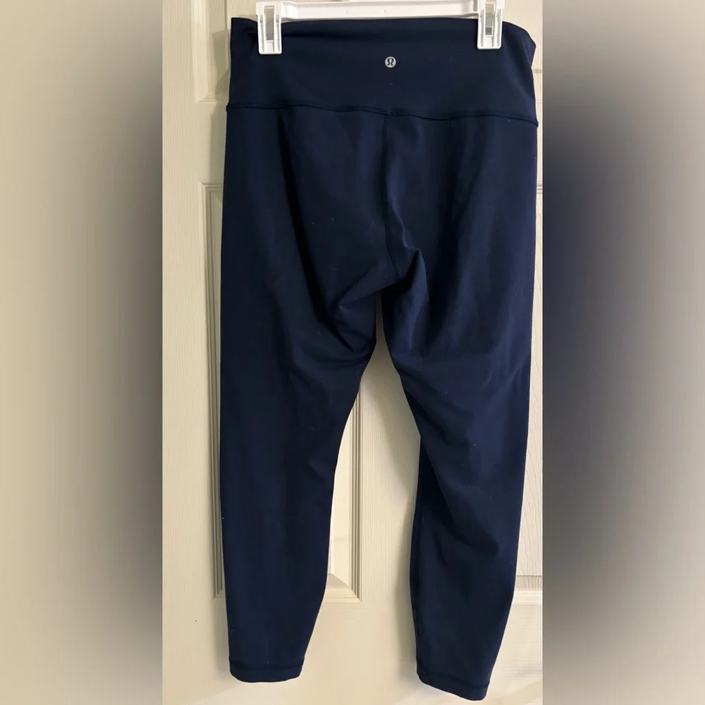 lululemon athletica sleek stylish